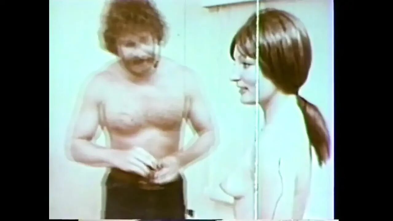 Hot sexy girls loves vintage sex videos