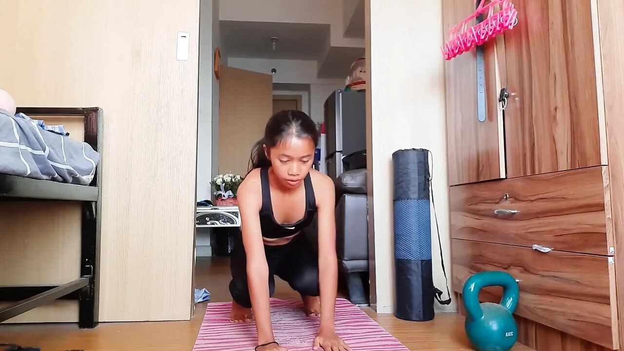 Part 1: 33 Mins Workout Sweating