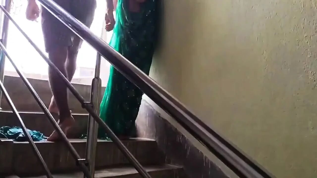Bhabhi's Pussy Fucked by Fake Tenant Boy While It Was Raining