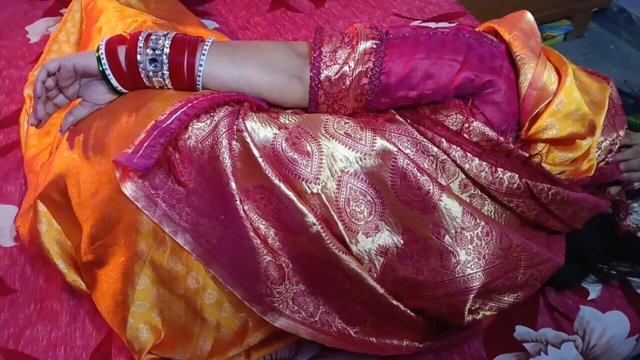Newly married bhabhi ki chut Mari