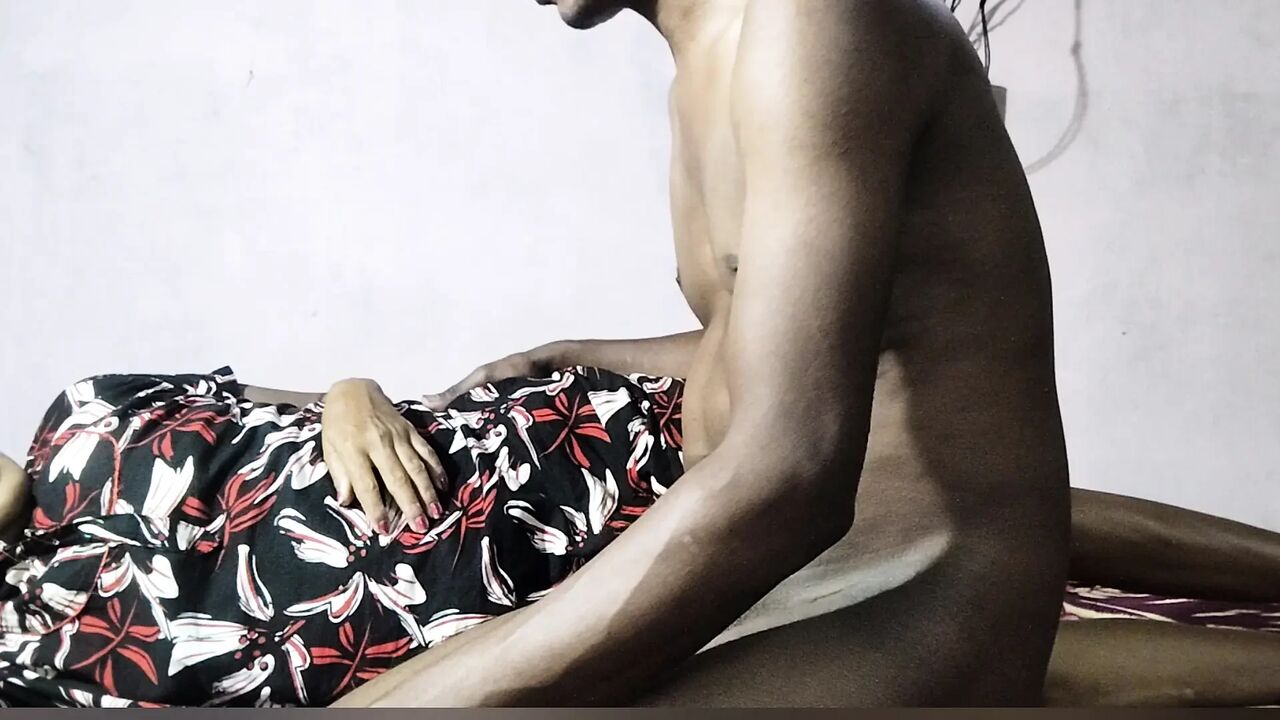 Step brother and step sister Hardcore sex Indian (chhote bhai ne apne didi ko jabardast chudai ki)