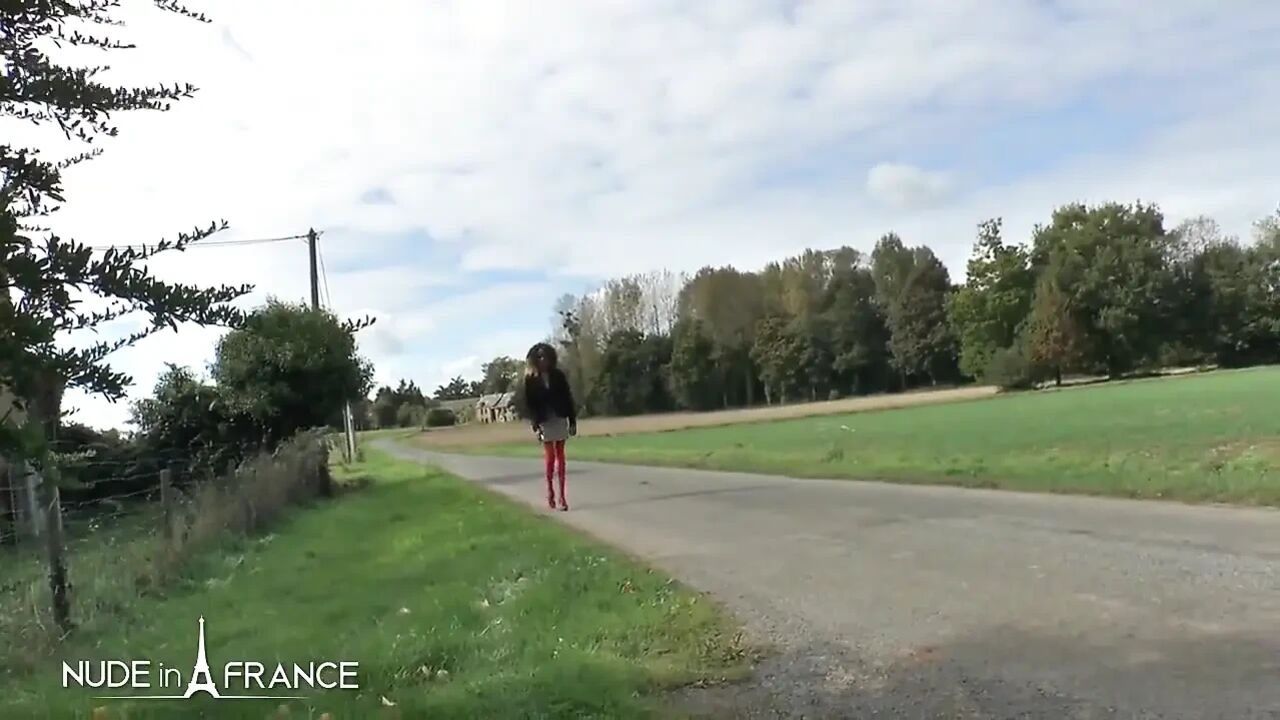 Pretty Black Slut Gets Her Ass Pounded and Her Pussy Creamed in a Caravan