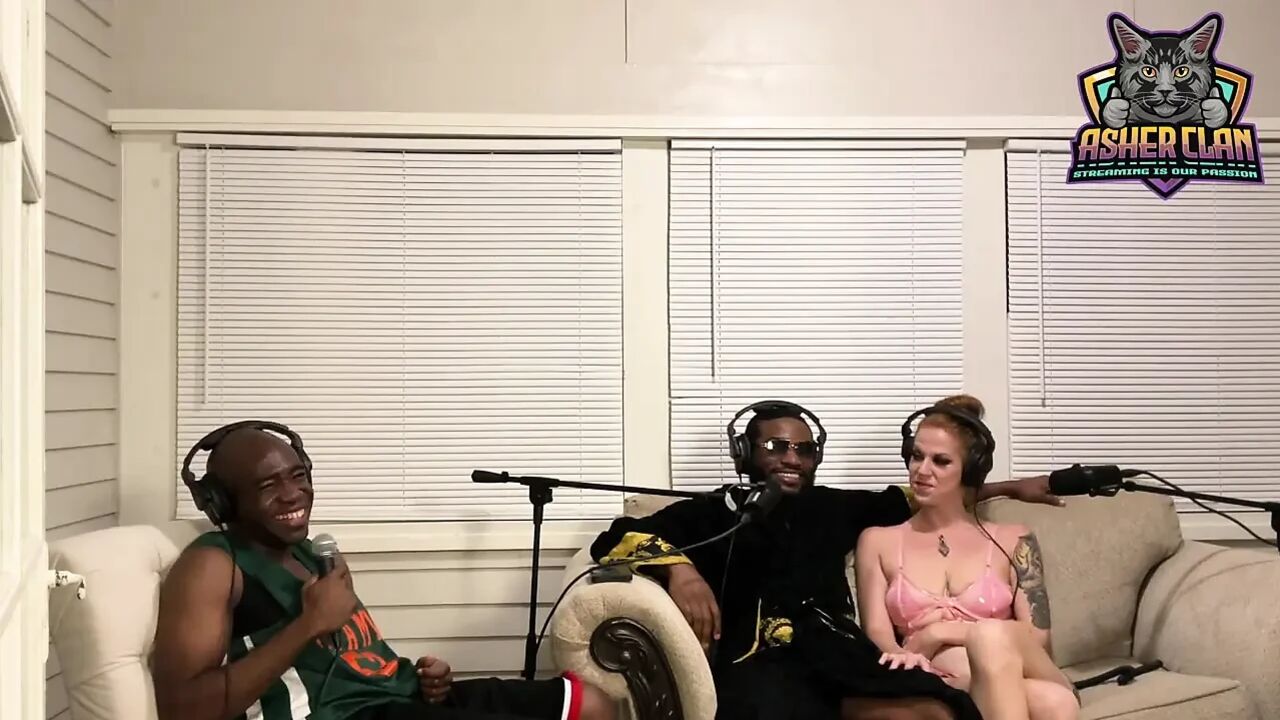 The Fox and the Hounds - Foxi Vixen Joins Mrflourish and Guys for Some Wild Adult Talk Podcast