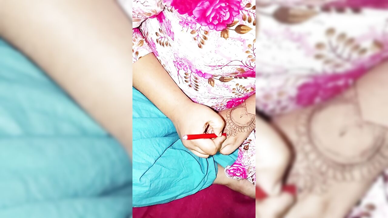 Desi bhabhi hot massage and fucking bhabhi big ass