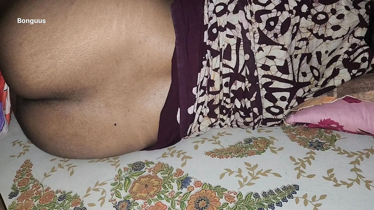 Stepmom Gives me handjob every night when her husband is not at home