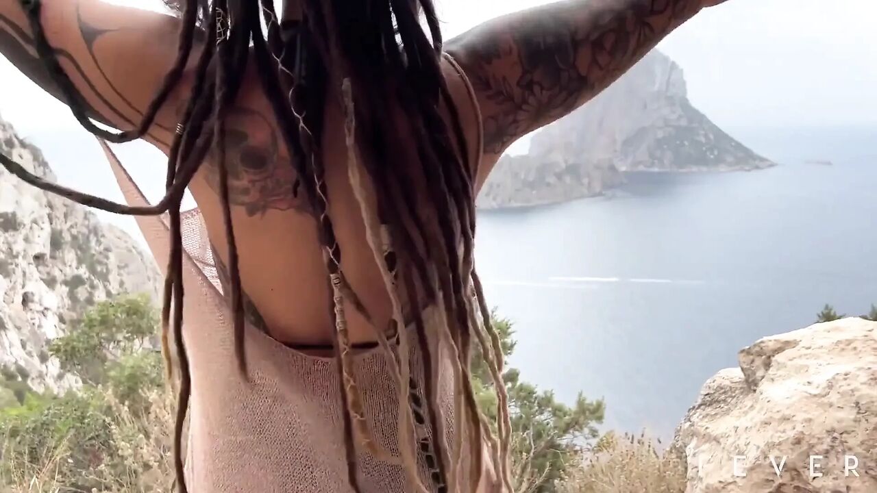 Squirt and Cumshot in Mouth in Ibiza