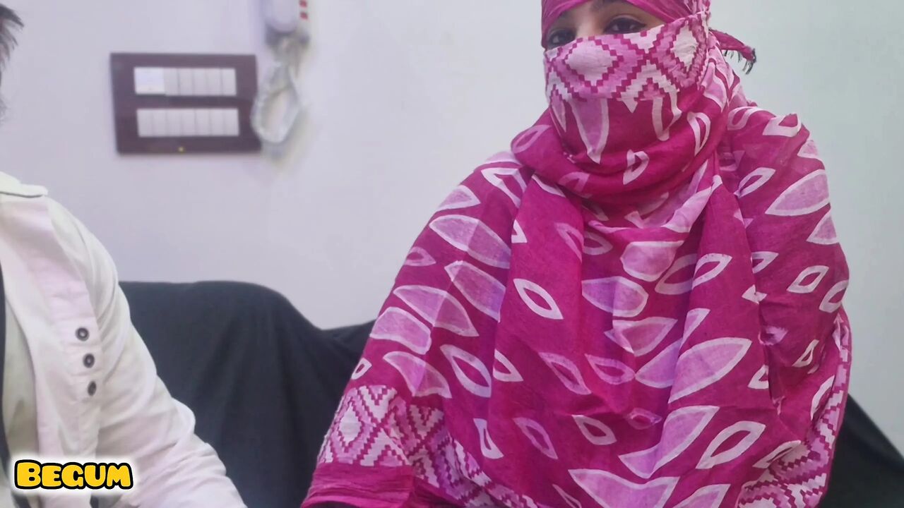 Doctor's Adventure - Desi Muslim Girl Fucked with Doctor