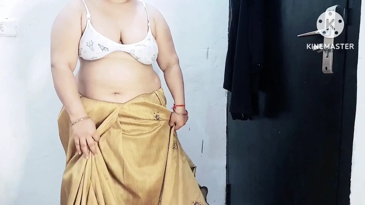 House Maid Fuck Hard by His Owner in Hindi