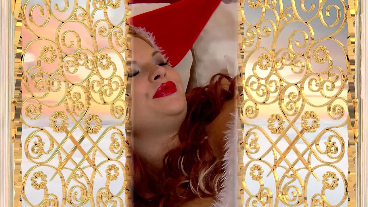 He Licks His Girlfriend's Pussy Hardcore and Fucks Her to Orgasm