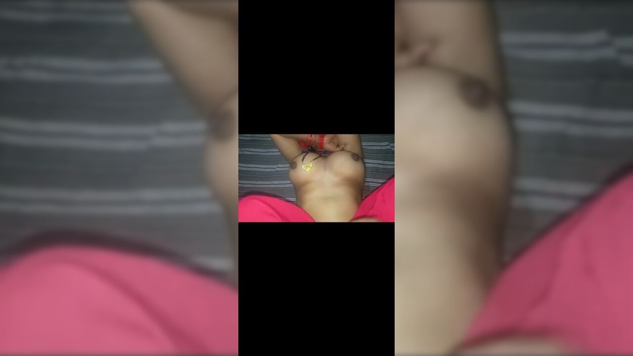 Indian beautiful stepsister having sex with stepbrother , desi village stepsister tight pusssy Fuck MMS (Hindi Audio)