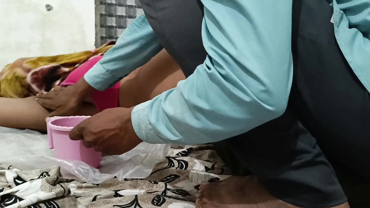 Bhabhi jhanton ke bal Safa Karen