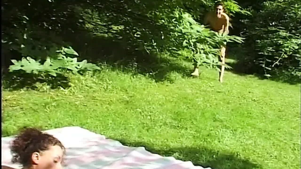 Anal hard fuck for a hot brunette