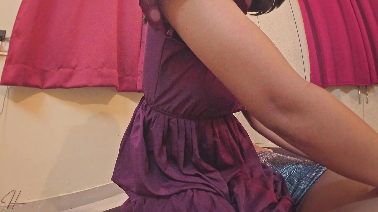 Hot Stepsister in Bed with Big-brother
