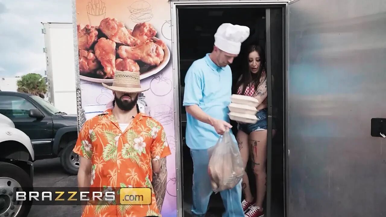Food Truck Serves Big Oily Ass Anna Chambers Brazzers