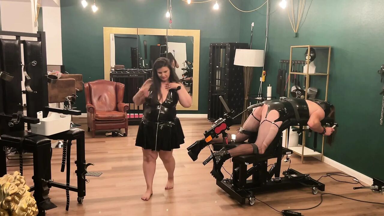 Fetish-lofts Hardcore Anal Session with TV Slave Part 3-4.