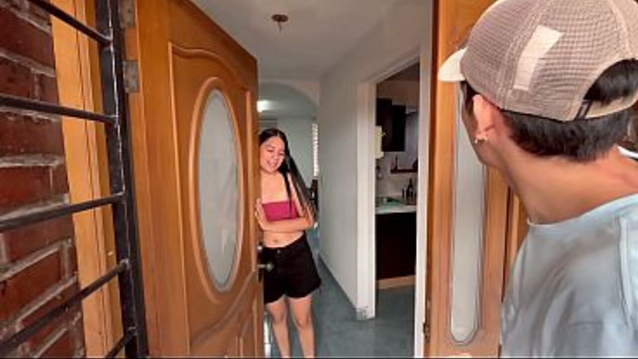 My hot neighbor was alone outside my house and I invited him in so he could fuck me really good, homemade sex.