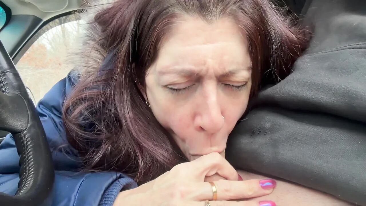 Sucking and swallowing cum