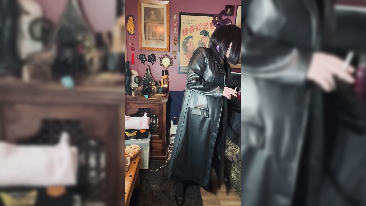Smoking Mature, Tina Snua Smoking A Cigarette In A Full Length Leather Coat - Smoker