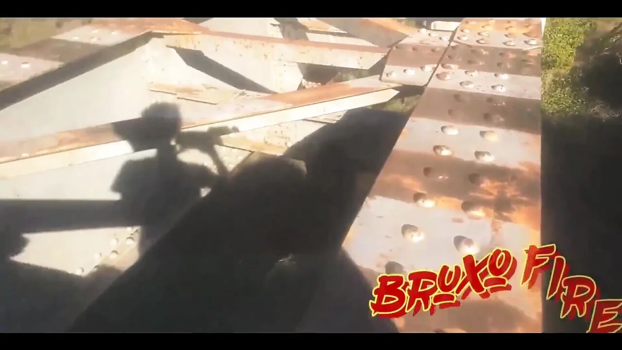 Bombomd4 Wanted to Fuck on the Bridge... the Guards Arrived!! Watch Full N Xvideos Red