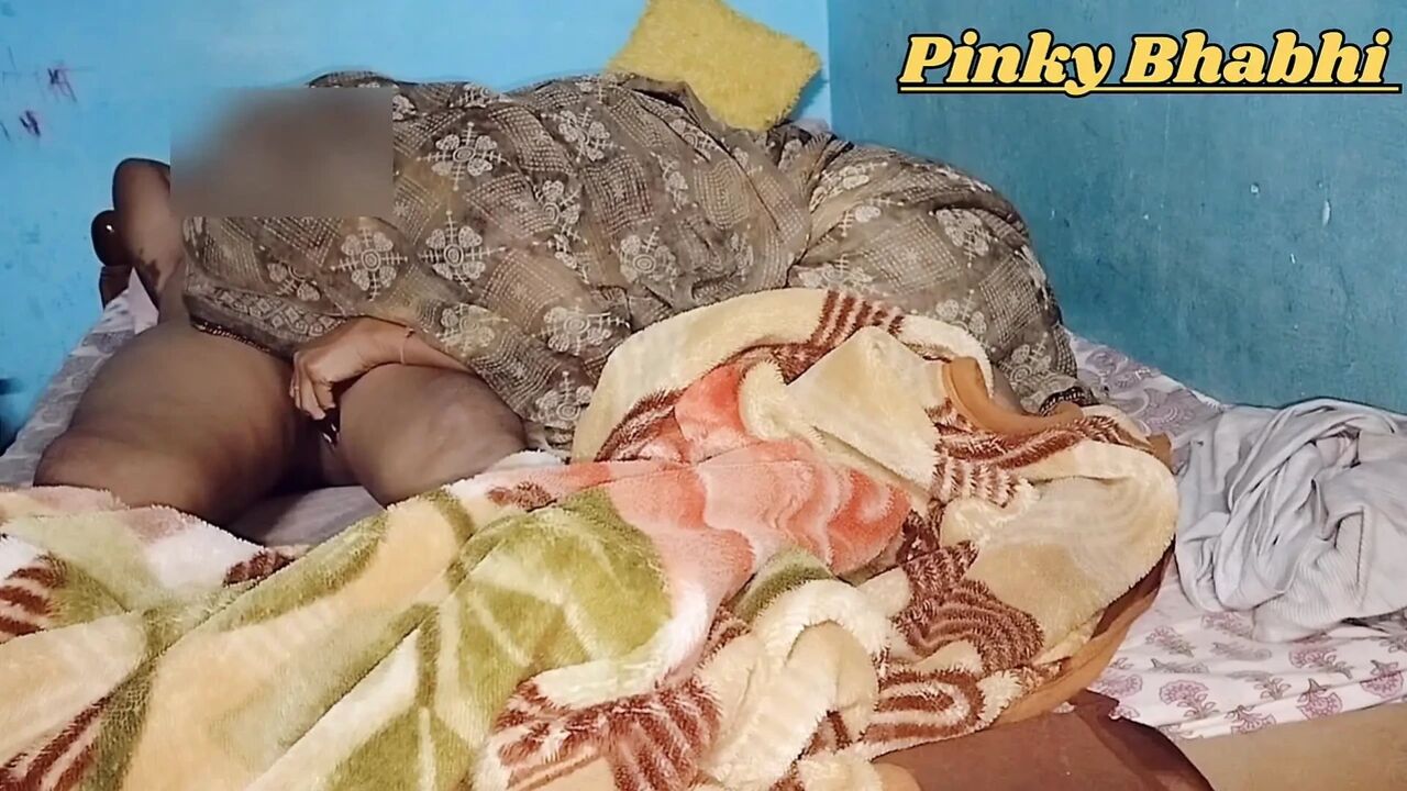 Desi Indian Sexy Bhabhi Rides Her Boyfriend's Dick Hard