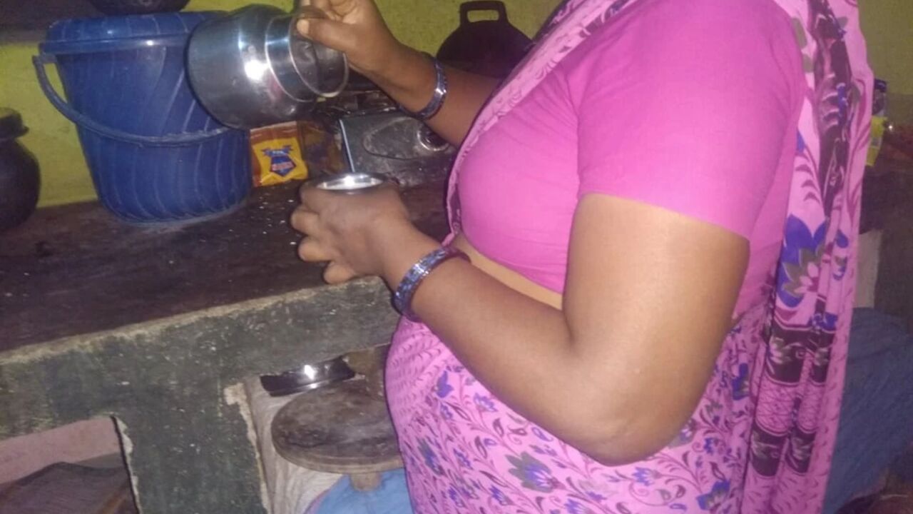 Indian Hot housewife romance hasband in Kitchen