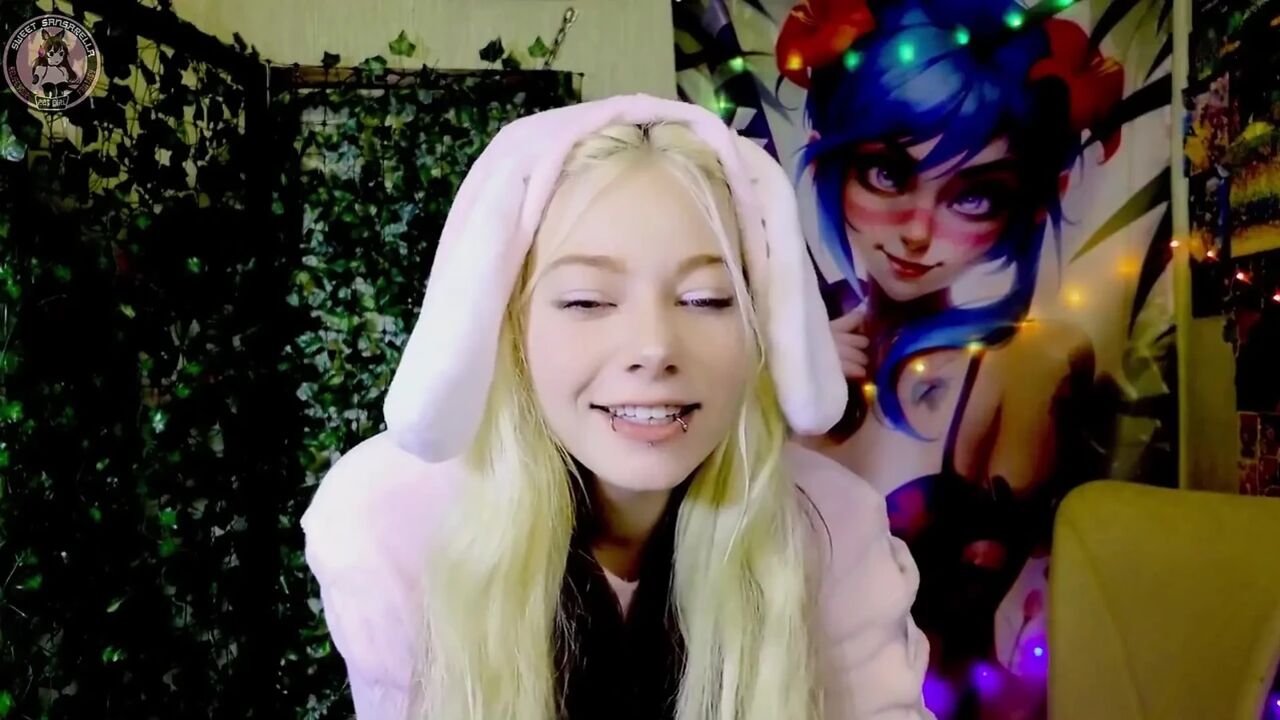 Bunny Dance and Blowjob