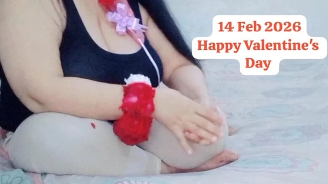 14 Feb 2026 Happy Valentine's Day Meet my hot and sexy girl friend and gifts the flowers
