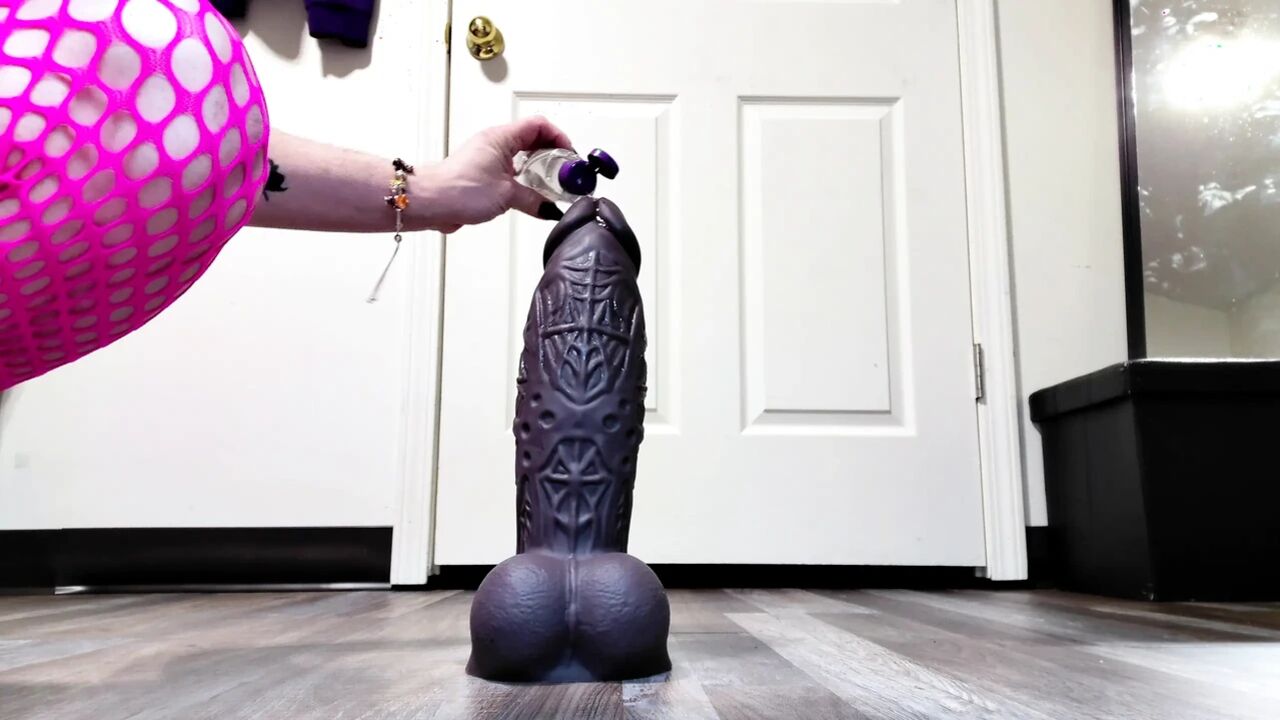 Slutty Mommys Wildolo Dildo Destruction : Pink Fishnets, Greedy Milf Hole Stretched Wide Multi Angle(Short Version)