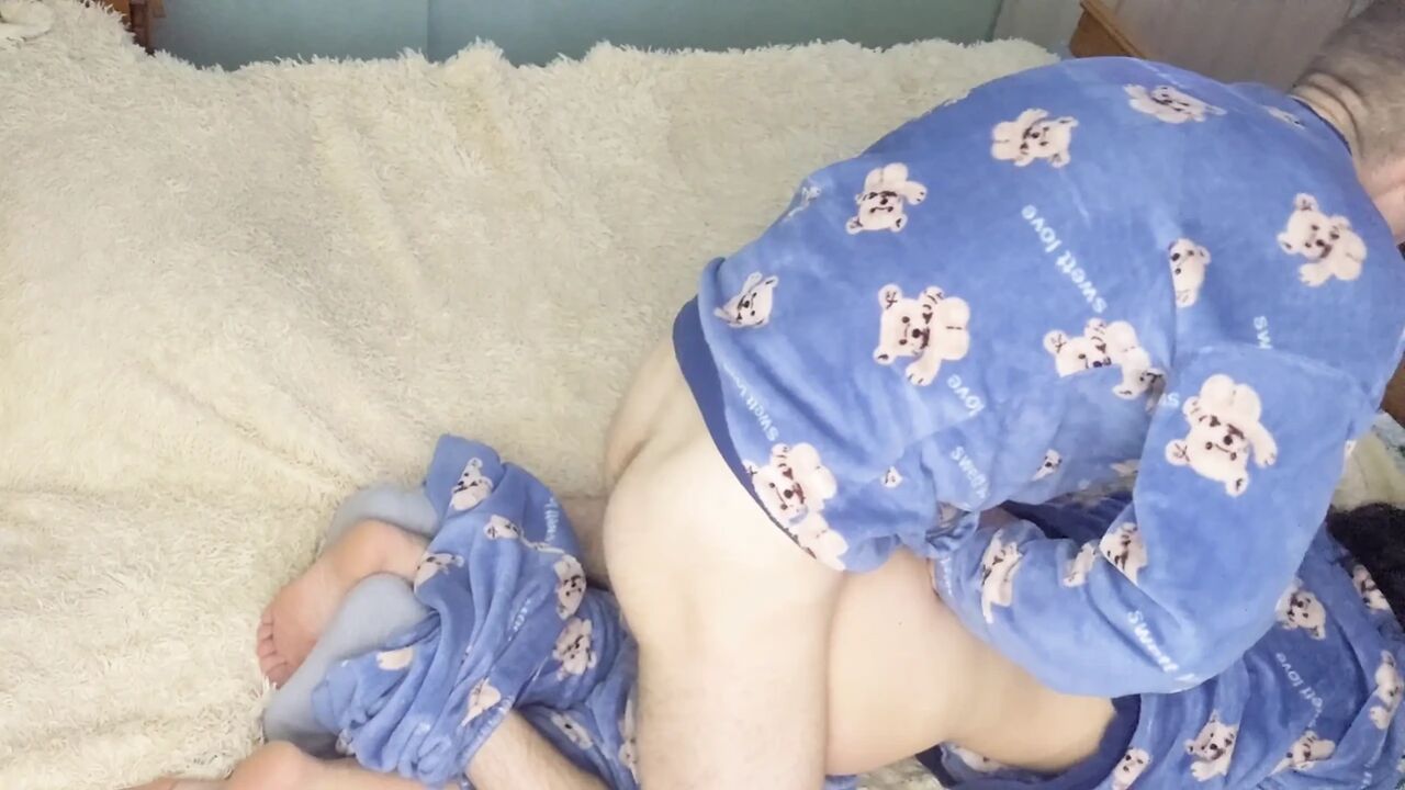 Quick Hard Doggystyle Creampie