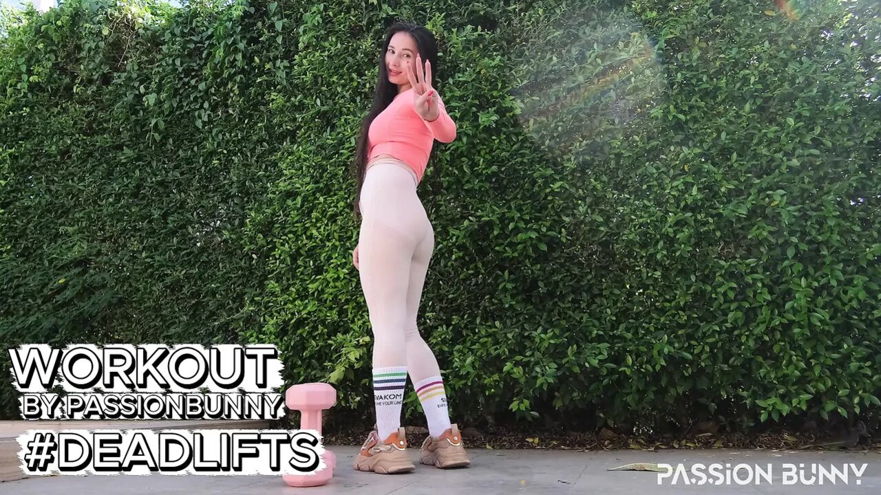 Workout with Passionbunny - Day 3 - Deadlifts