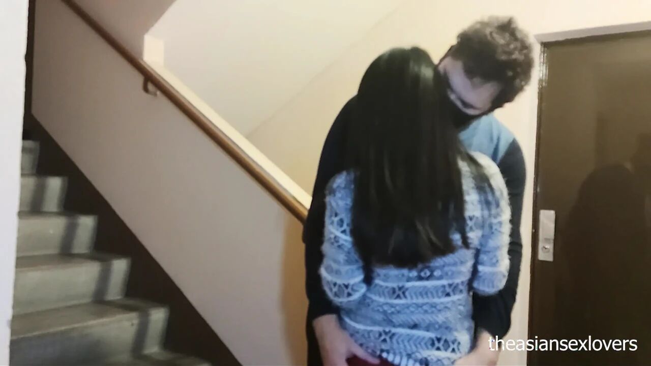 we fuck in the stairwell of a friend's building