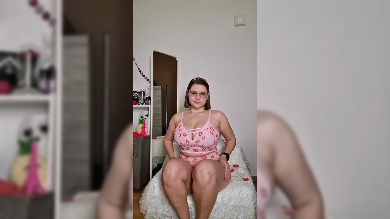 Valentine's Surprise - Gfe Strip, Rose Petals & Eiffel Tower Play - Huge Orgasm From Your Girlfriend