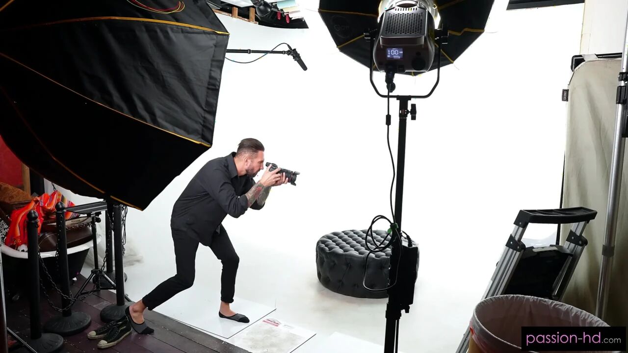 Cock-Hungry Model Gets Filled With Cum During Photoshoot