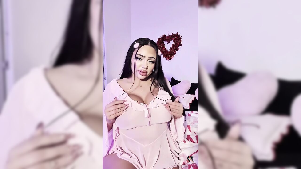 Love Big Boob Latina Solo