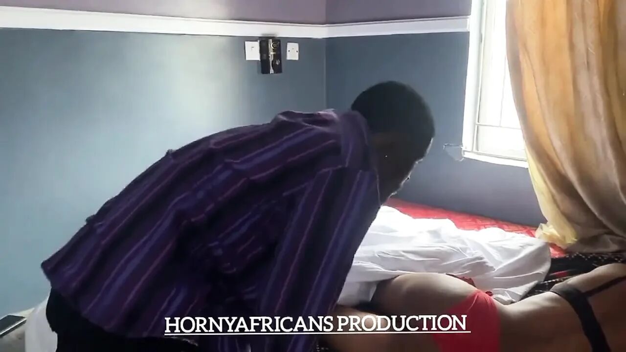 Drilling her creamy cunt