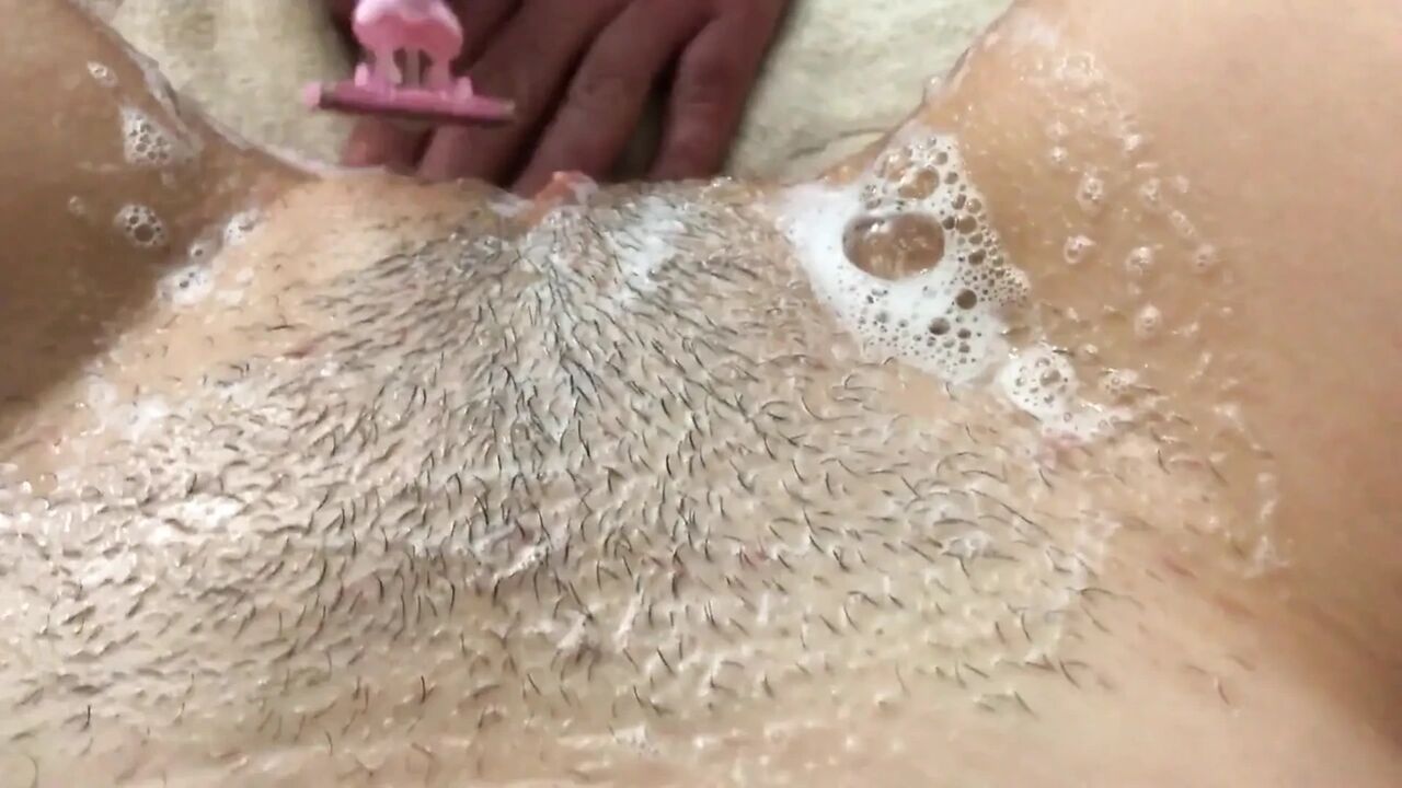 My Husband Shaves My Pussy, Female POV
