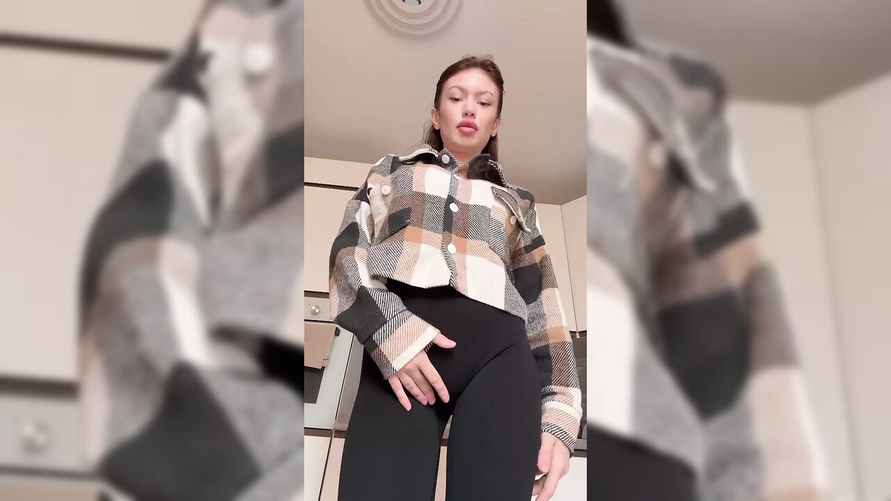 AdeleFire video
