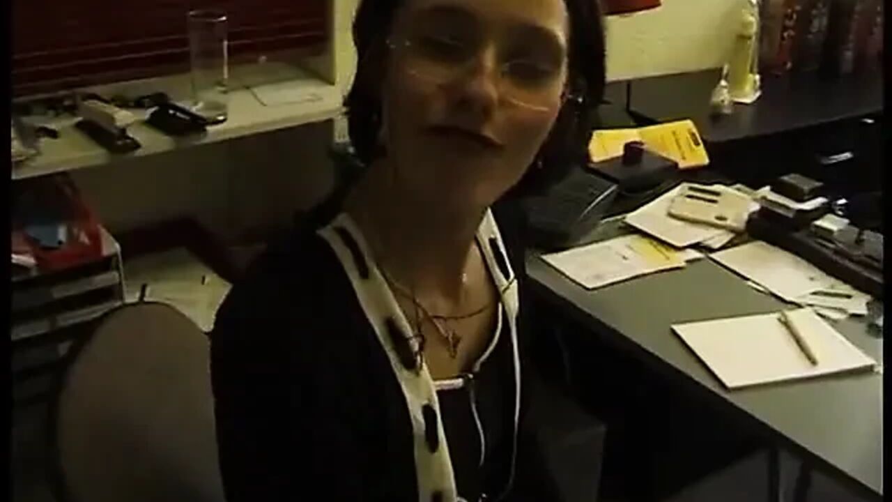 Spex brunette sucking cock and getting doggystyled in pov