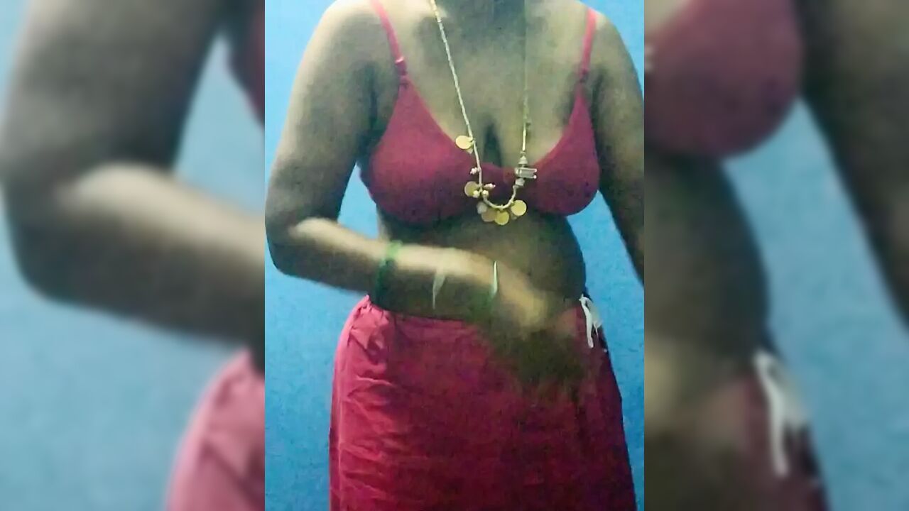 Nude aunty