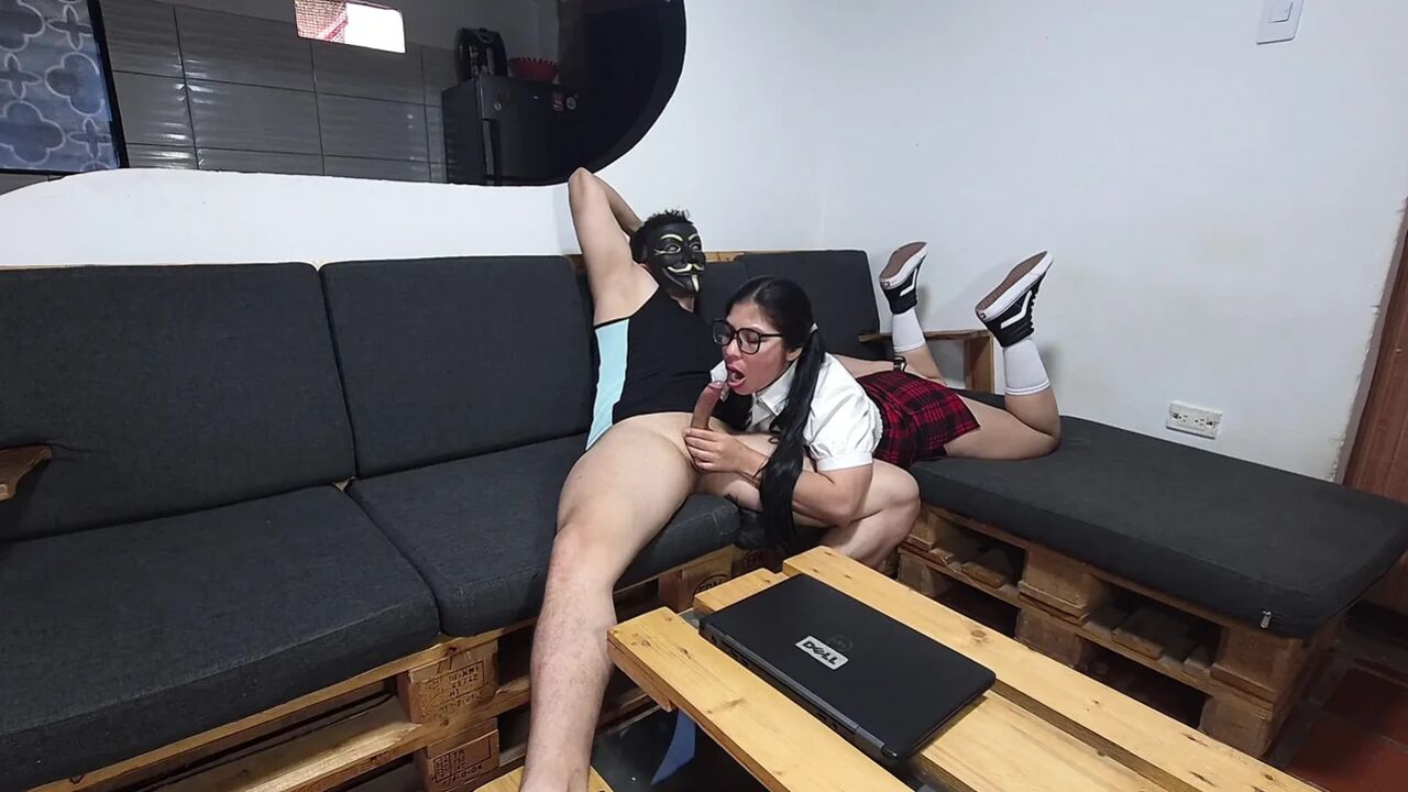 PART ONE.. ALEXA TRIES TO REPAIR THE COMPUTER and it makes her laugh a lot.. They put her to suck, they end up in her ass I HAD TO PAY SOMEHOW.