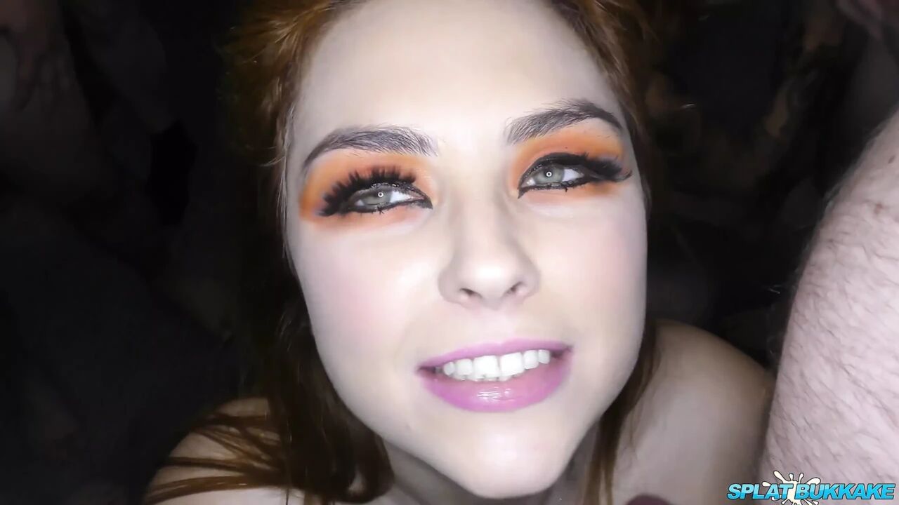 Ginger Girls Enjoy Another Bukkake_1