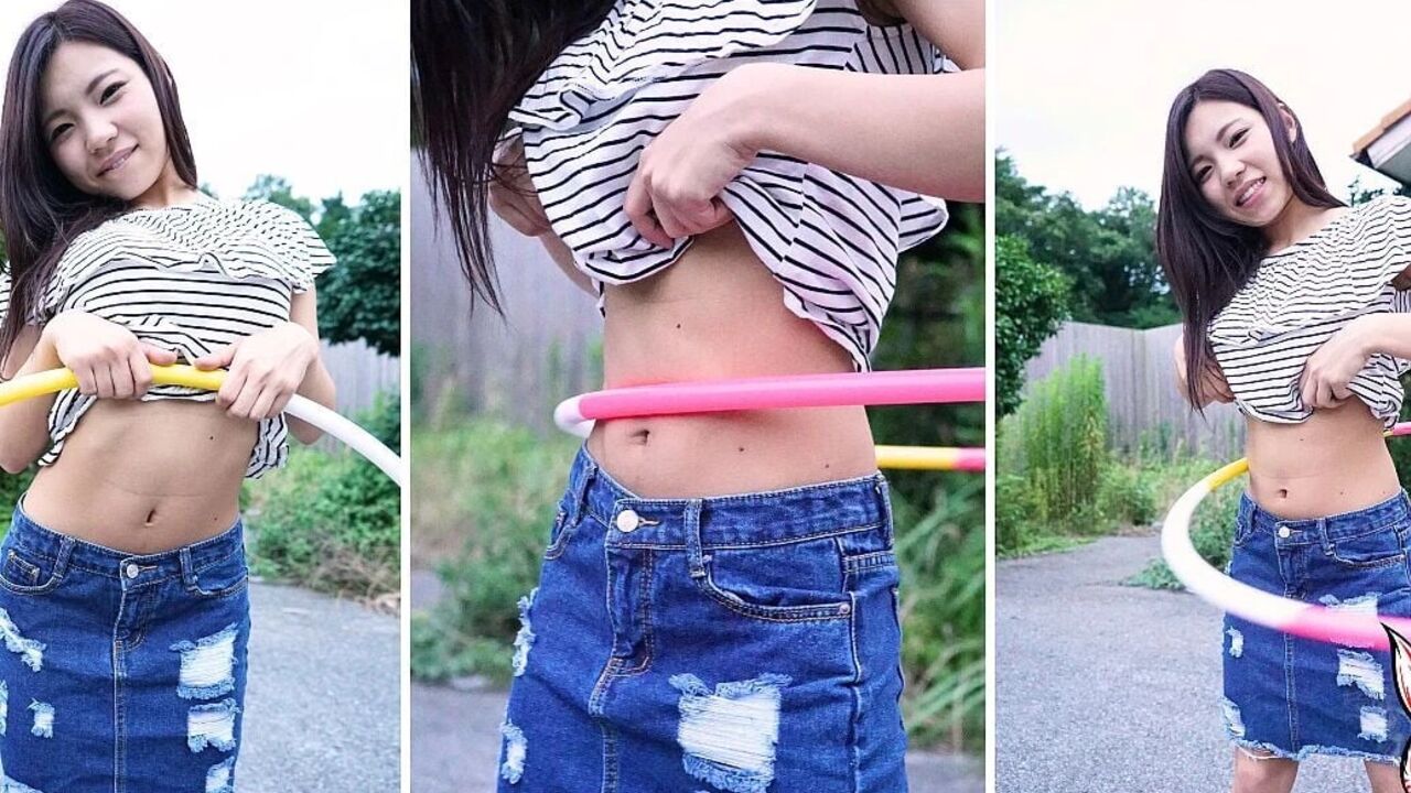 Belly Button Obsession: Mei Adachi's Sensational Japanese Navel