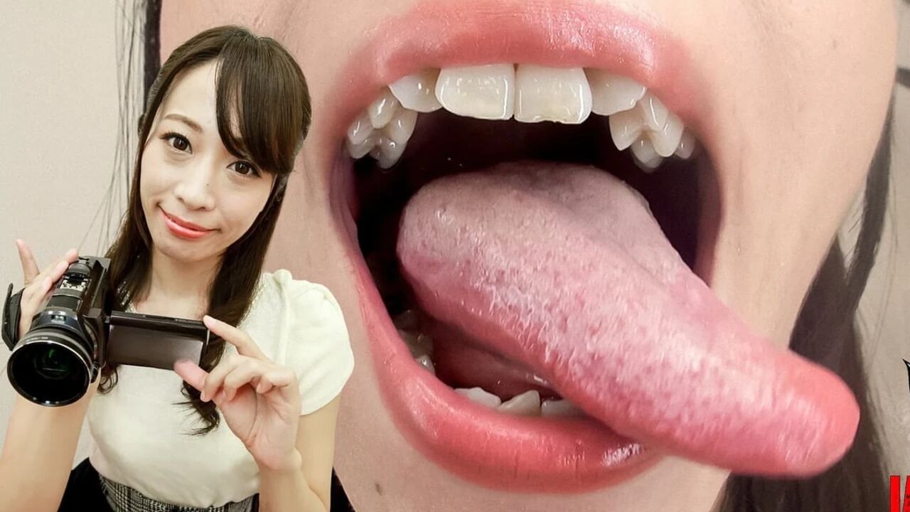 Yuri's Sensational Selfie Blowjob