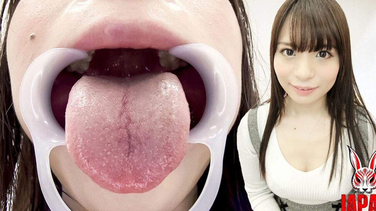 Saiko Yatsubashi’s Wet Tongue and Saliva Fetish Observation