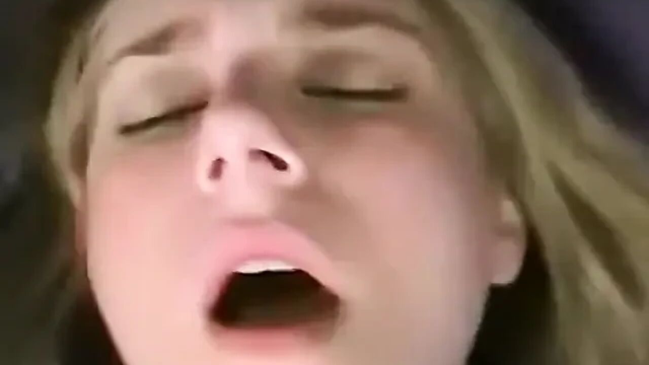Young Blonde Tina Gets a Facial From Jay