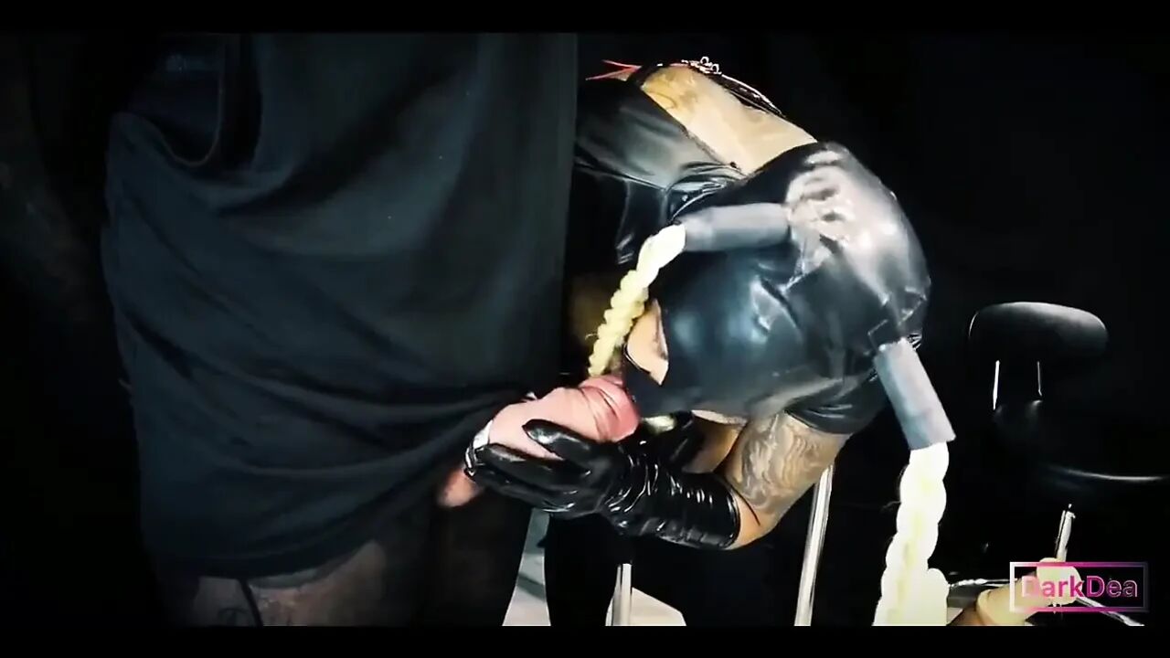 The Kinky Cocks-devourer Queen in Pornseries Bonding