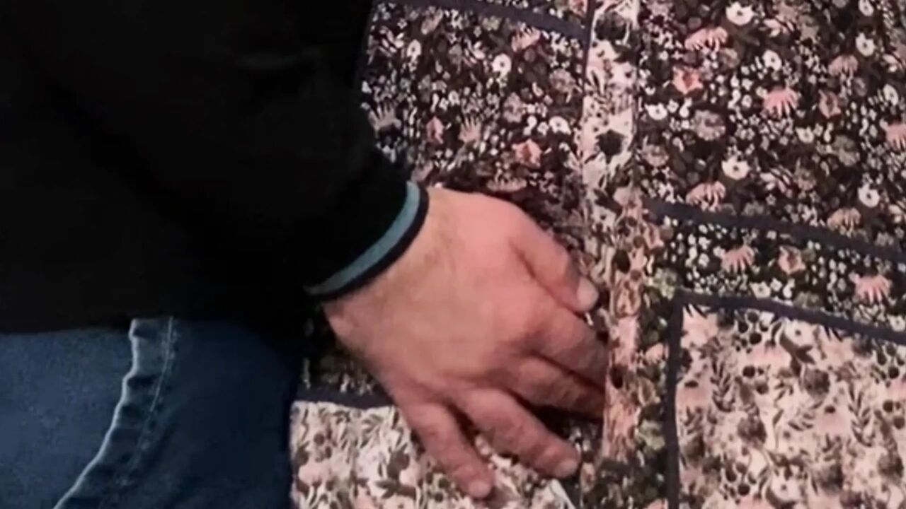 Hot Milf Gets Her Wet Pussy Fingered in a Public Subway