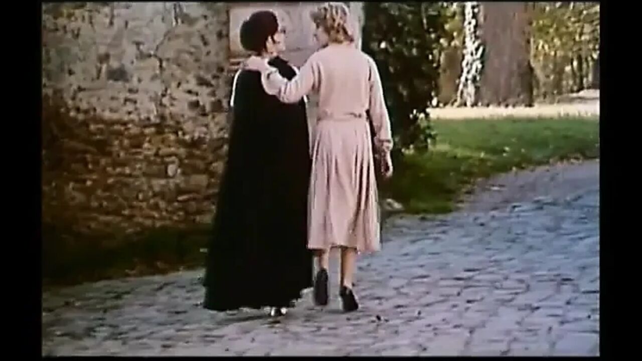 The Nurse - French language