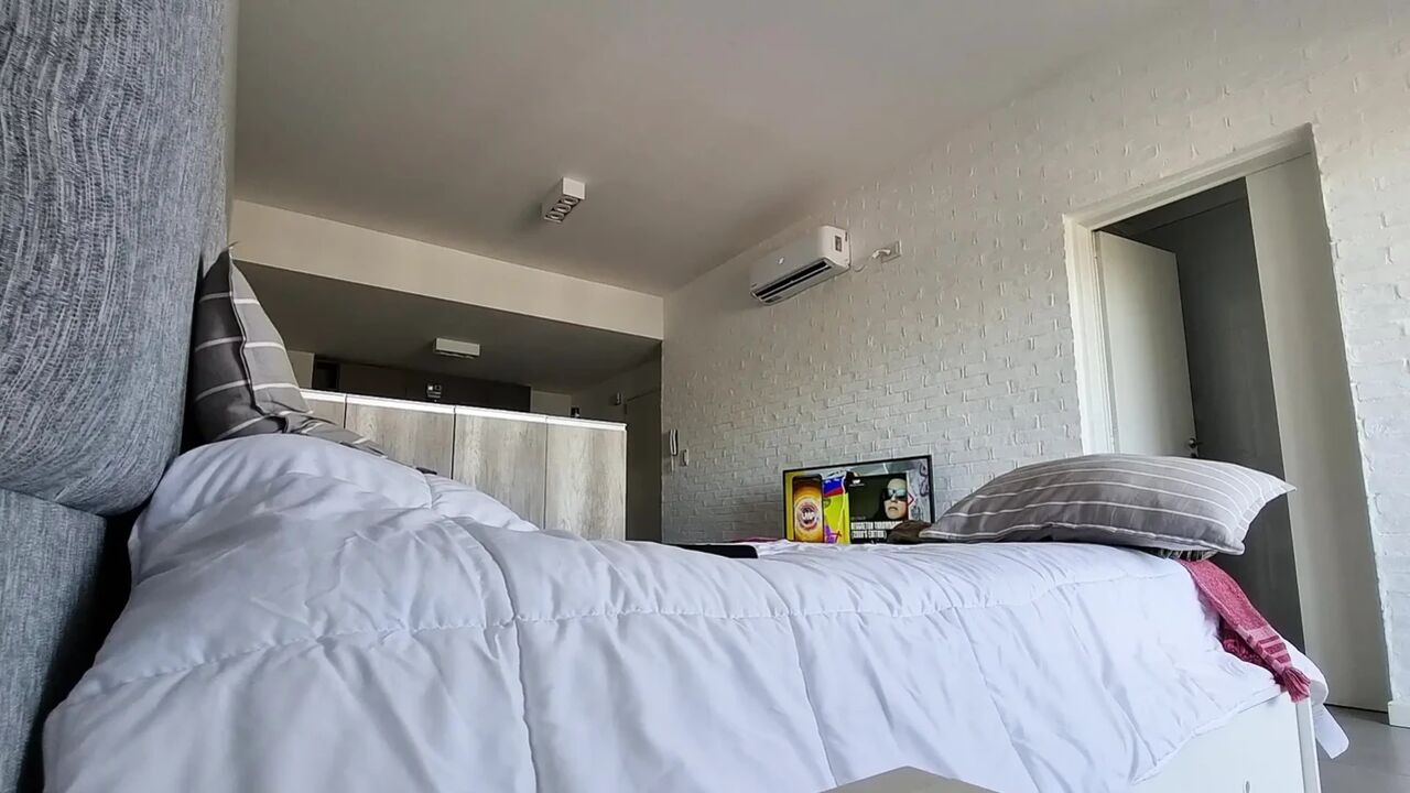 I Met Her on Tinder and She Helped Me Record a Porn Video Just to Get Fucked
