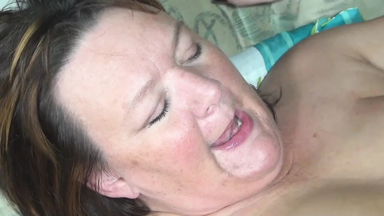 Hot BBW Fucks Neighbor After His Wife Left Him